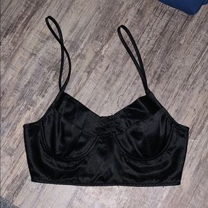 Pretty Little Thing top